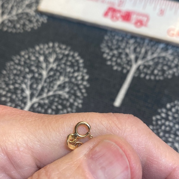 Elegant 14K (Solid) Yellow Gold Bracelet with Charm - Picture 5 of 7